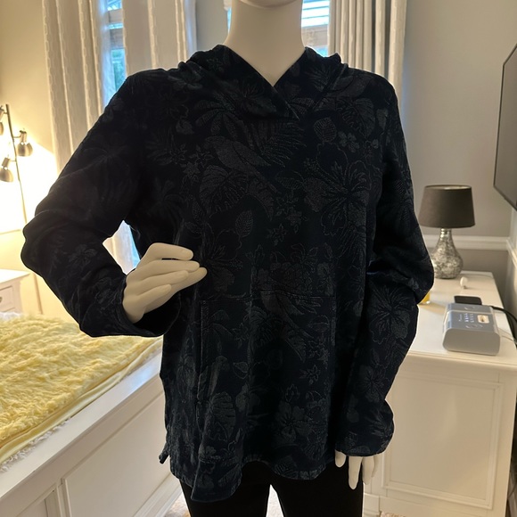 TOMMY BAHAMA NAVY & WHITE HOODIE- SIZE LARGE - Picture 1 of 4